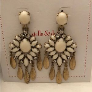 Stella dot earrings never worn